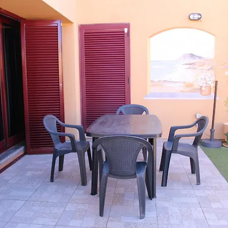 Semesterbostad Bejeque & Barbecue La Oliva